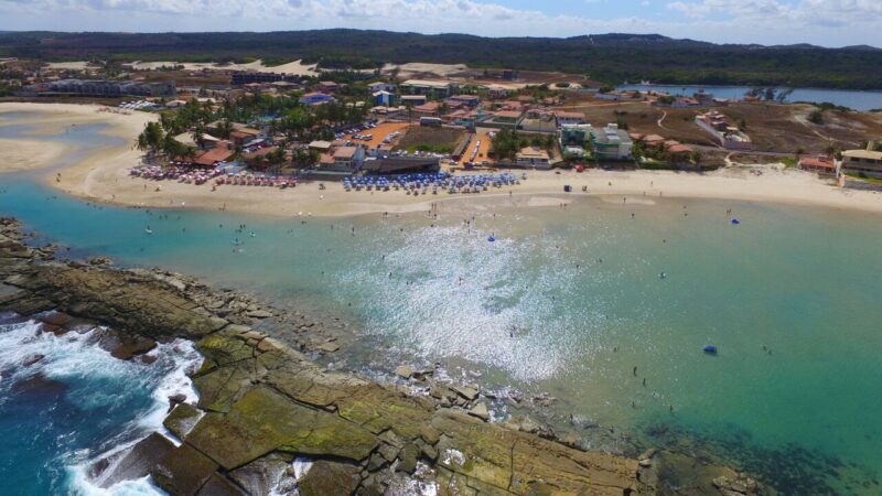 Praia de Camurupim, gostosos mergulhos e paisagens inesquecíveis